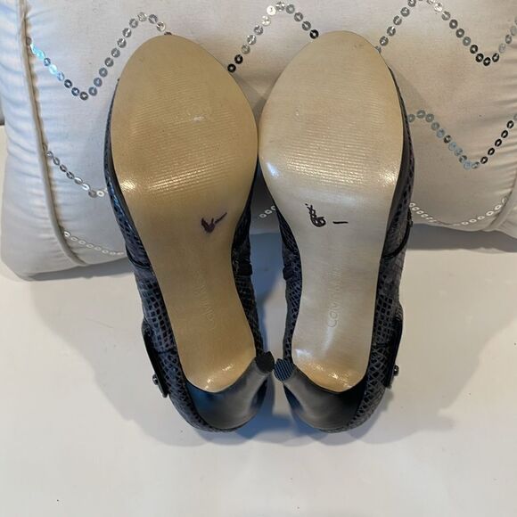 NEW Calvin Klein High Heel Platform Peep Toe Booties Size 7 - Picture 7 of 7